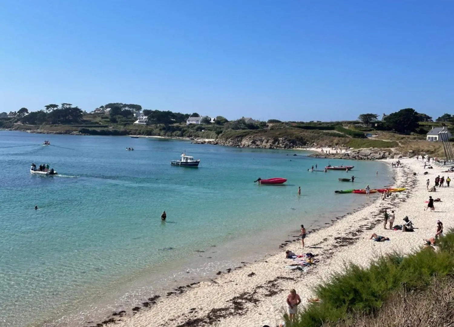 Maison Cosy Avec Exterieur Et Piscine Partagee Mespaul Holiday home